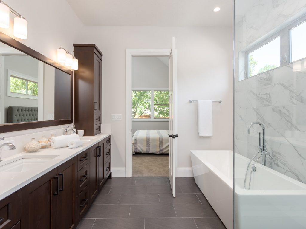 Top 5 Tips For Your Bathroom Lighting On A Budget 1 bathroom lighting